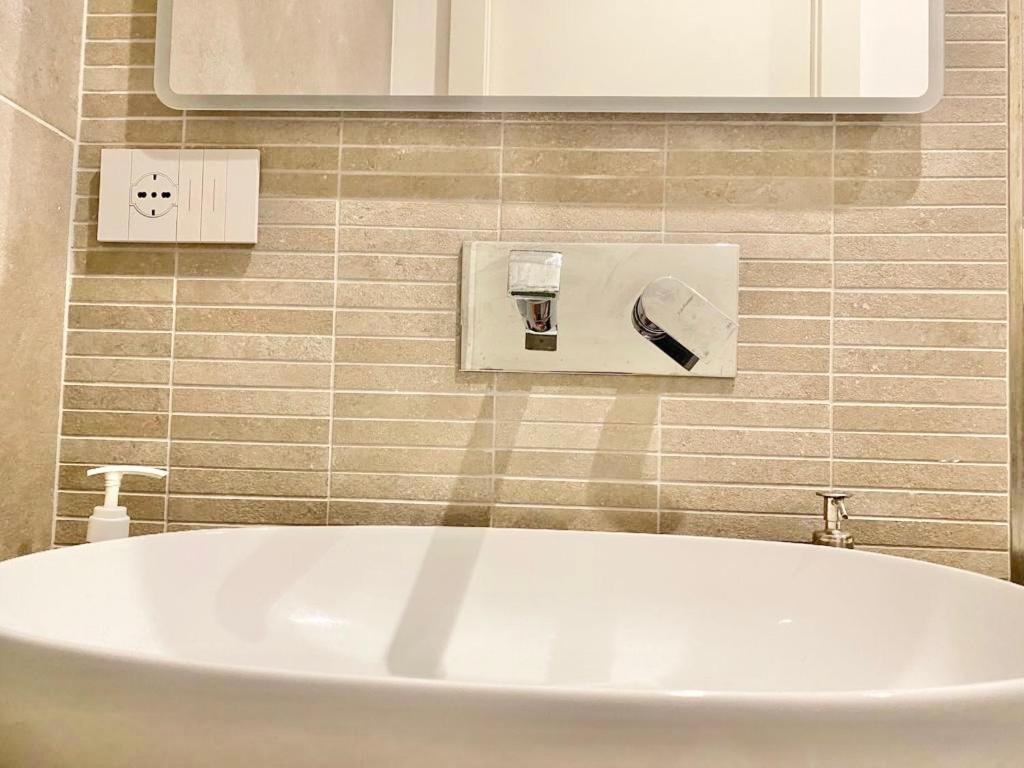 Idylle Double Suite Apartment Duomo Милано Екстериор снимка
